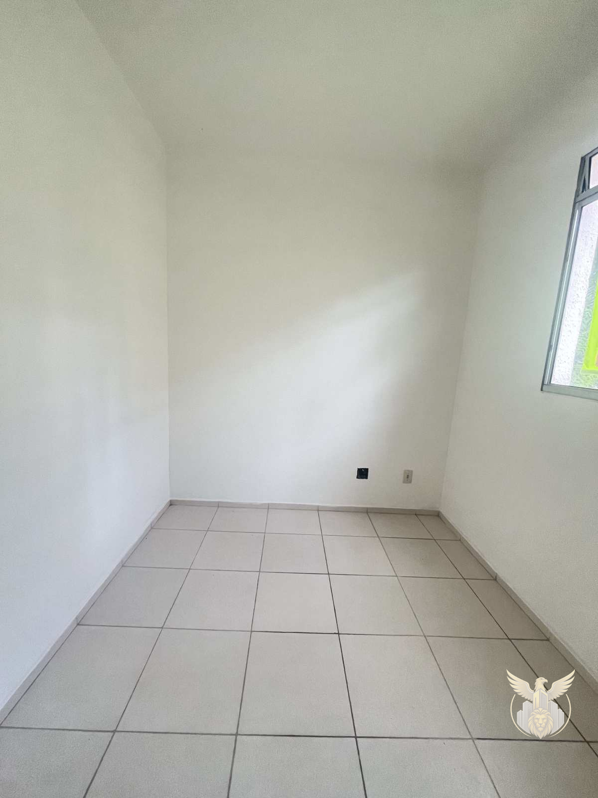  - Apartamento à venda em Betim, Laranjeira, com 2 quartos, 45m²
